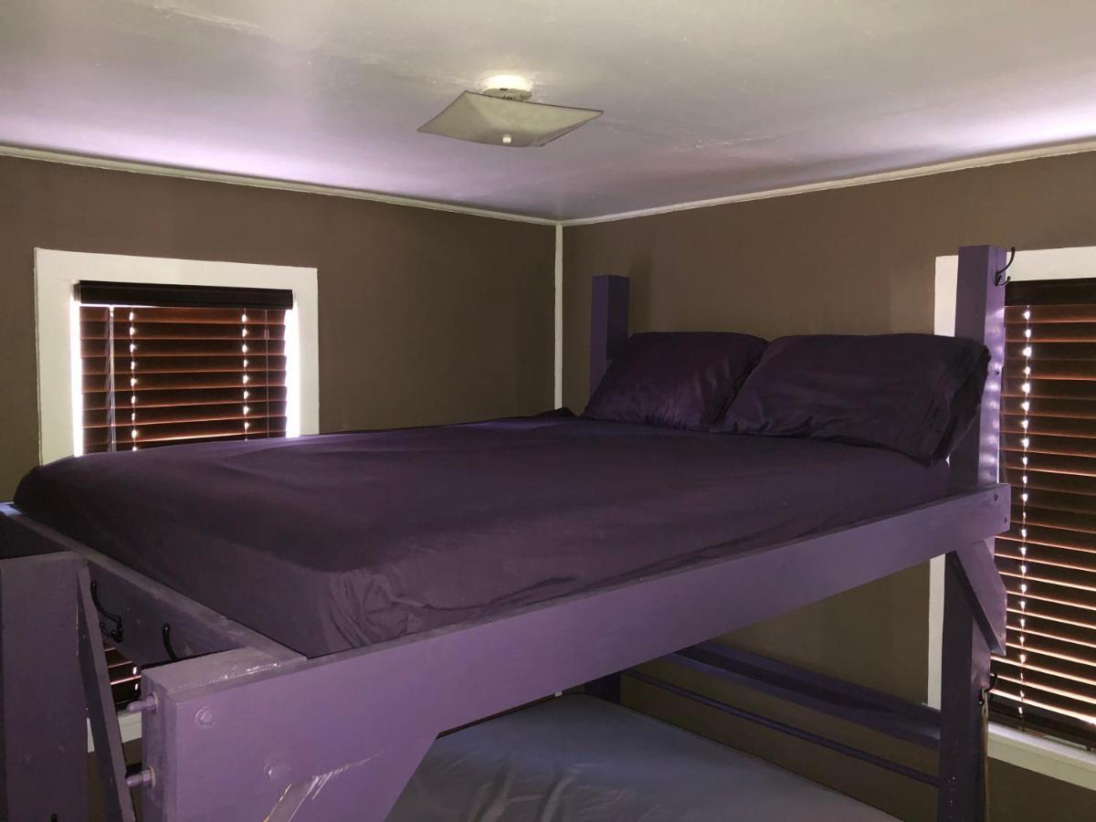 غرانتس Lava Flow Hostel المظهر الخارجي الصورة